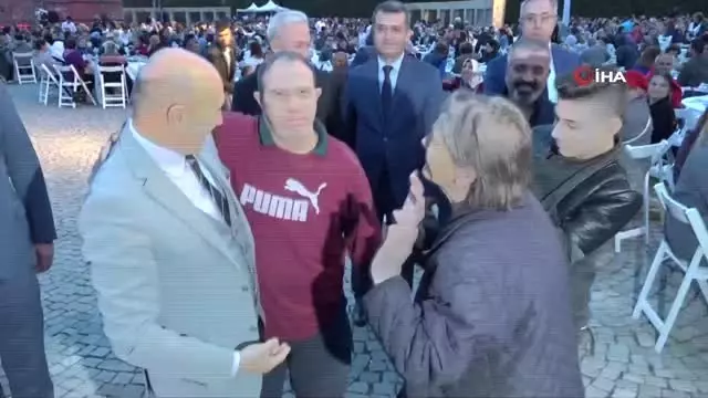 Büyükşehir'in İlk İftarı Özel İnsanlara