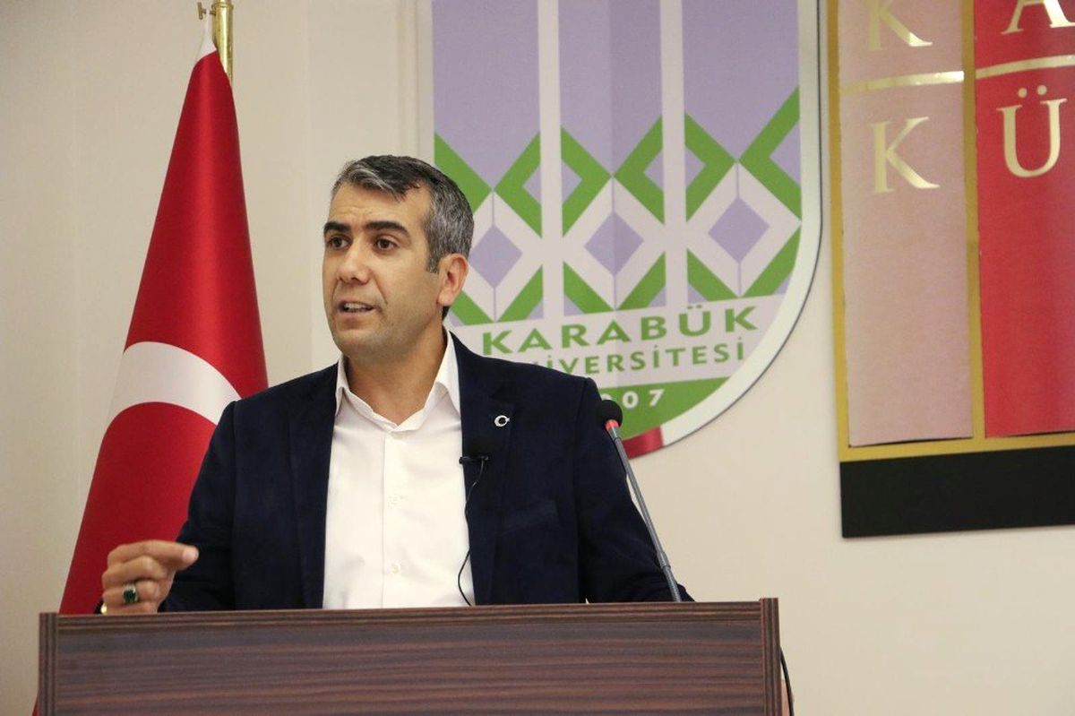 Kbü'de 'Pozitif Düşünce ve İletişim' Konulu Konferans