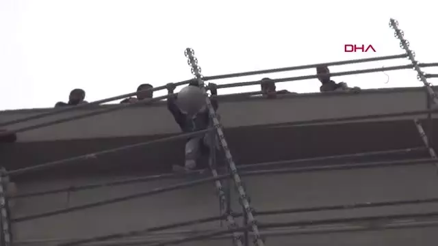 Niğde Halil Efe'nin 'Seni Çok Seviyorum' Sözleri Babasını İntihardan Vazgeçirdi Niğde Halil Efe'nin 'Seni Çok Seviyorum' Sözleri Babasını İntihardan Vazgeçirdi