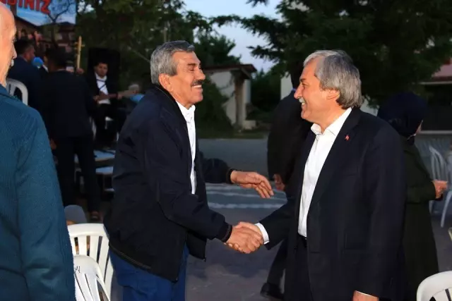 Osmaneli'nde İftar Programı Düzenlendi Osmaneli'nde İftar Programı Düzenlendi