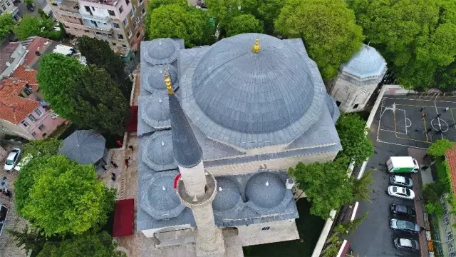 Restorasyonu Tamamlanan Davutpaşa Camisi İbadete Açıldı Restorasyonu Tamamlanan Davutpaşa Camisi İbadete Açıldı