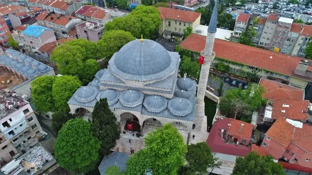Restorasyonu Tamamlanan Davutpaşa Camisi İbadete Açıldı Restorasyonu Tamamlanan Davutpaşa Camisi İbadete Açıldı