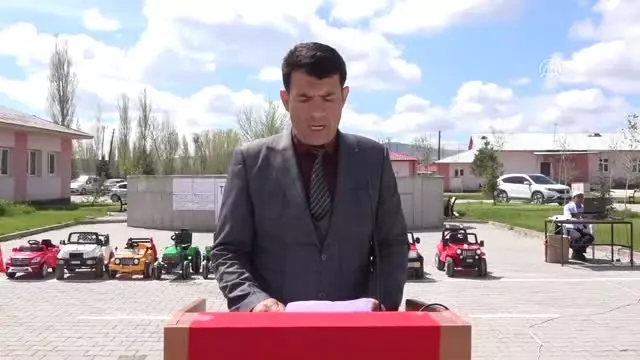Trafik Bilincini Köydeki Eğitim Parkurunda Öğreniyorlar Trafik Bilincini Köydeki Eğitim Parkurunda Öğreniyorlar