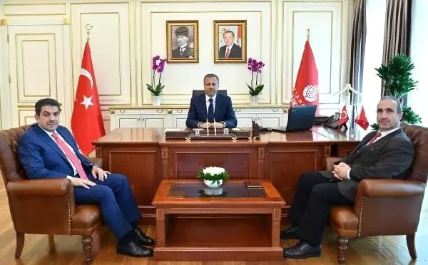 Vali Yerlikaya, İbb Meclisi AK Parti ve CHP Grup Başkanvekilleriyle Görüştü