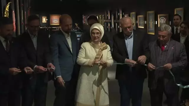 2. Geleceğin Yıldızları İçin Karma Eserler Sergisi' Açıldı (2)