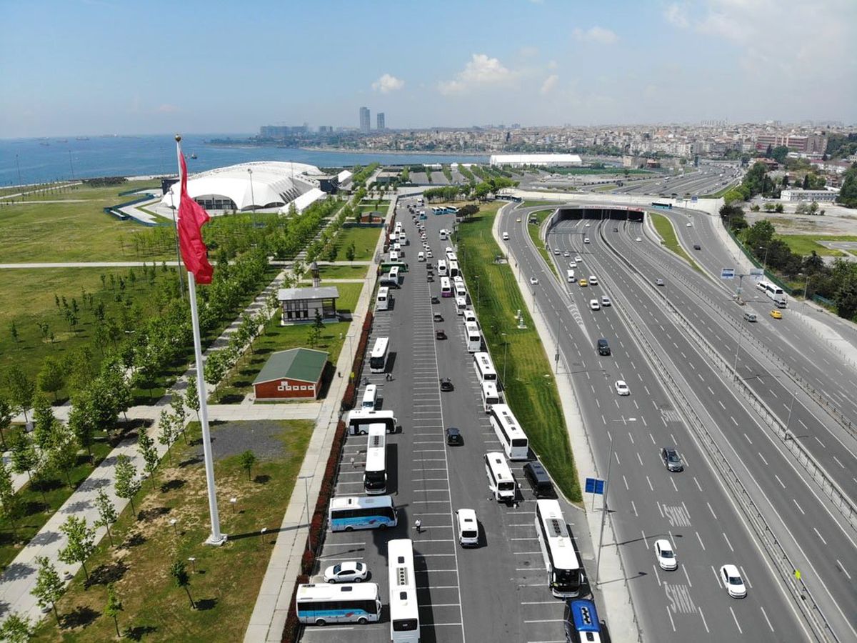 Binali Yıldırım'ın Köprü Cezalarına Düzenleme Yapılacağını Söylemesinin Ardından, Mağdurlar Konvoyla Kutlama Yaptı
