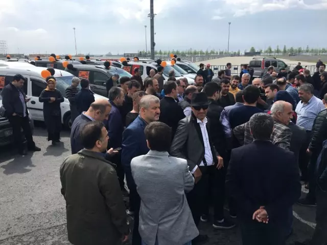 Binali Yıldırım'ın Köprü Cezalarına Düzenleme Yapılacağını Söylemesinin Akabinde, Mağdurlar Konvoyla Kutlama Yaptı