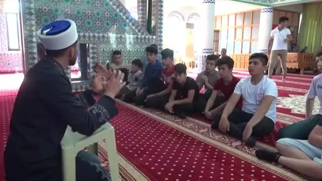 Camide İmam,salonda Kick Boks Antrenörü - Muğla Camide İmam,salonda Kick Boks Antrenörü - Muğla