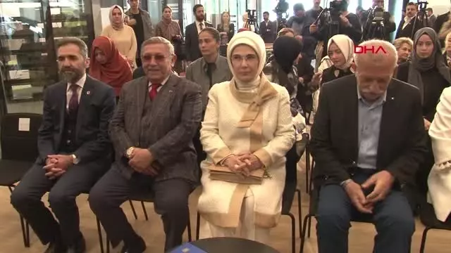 Emine Erdoğan Çamlıca Camii'nde Sergi Açılışı Yaptı Emine Erdoğan Çamlıca Camii'nde Sergi Açılışı Yaptı