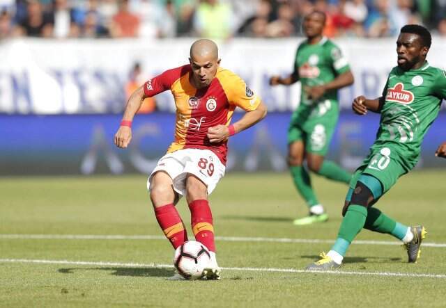 Galatasaray, Çaykur Rizespor'u Deplasmanda 3-2 Mağlup Etti