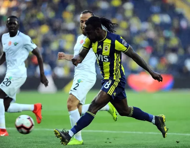 İlk Yarıda 3 Gol Var İlk Yarıda 3 Gol Var