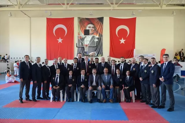 Okul Sporları Yıldızlar Karate Türkiye Birinciliği Okul Sporları Yıldızlar Karate Türkiye Birinciliği