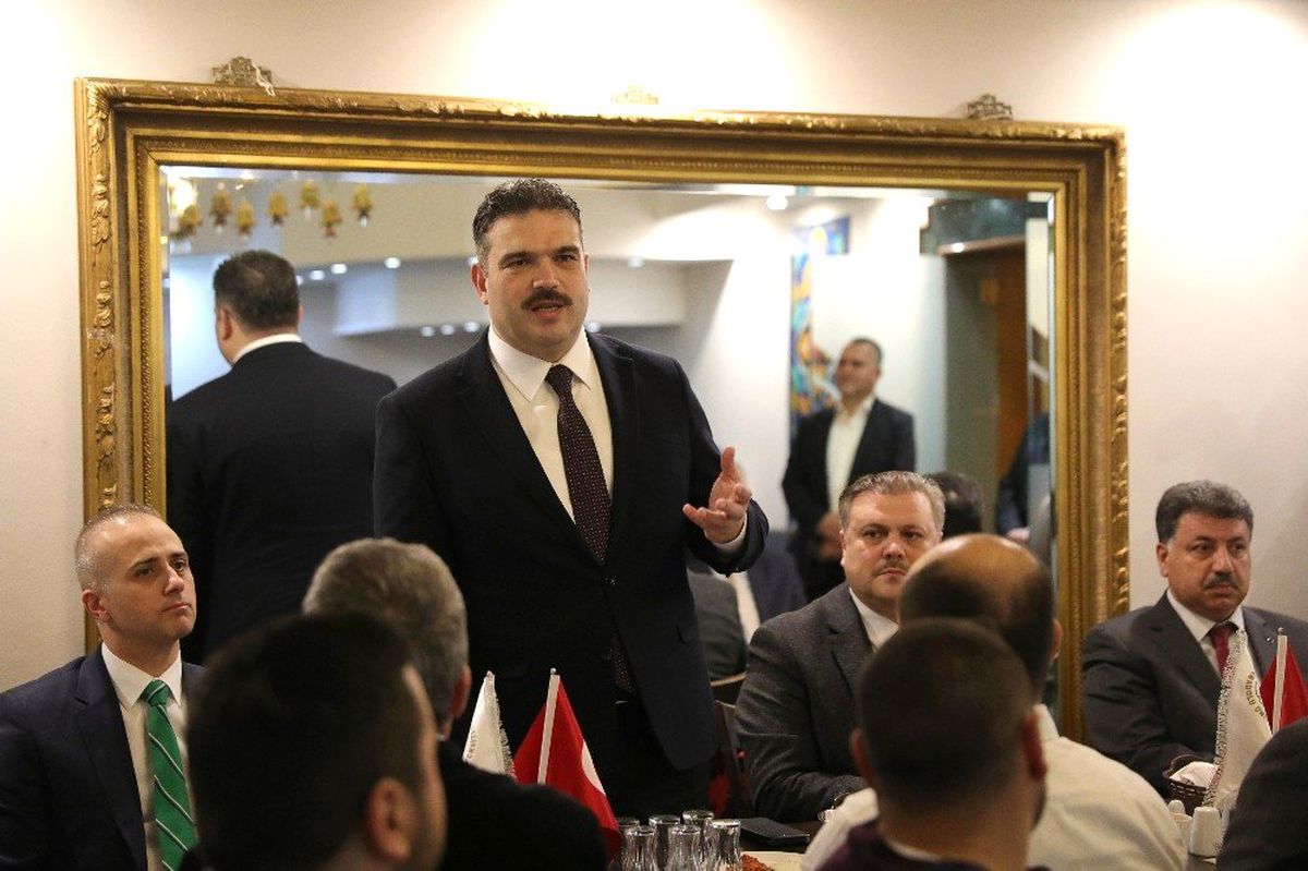 Rektör Çomaklı Köln'deki Anadolu Üniversitesi Öğrencileriyle İftarda Buluştu