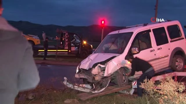 Sivas Ta Trafik Kazası 8 Yaralı Haber