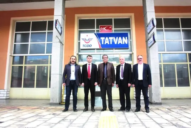 Tatvan'a 'Trans Asya ve Van Gölü Ekspresi' Müjdesi Tatvan'a 'Trans Asya ve Van Gölü Ekspresi' Müjdesi