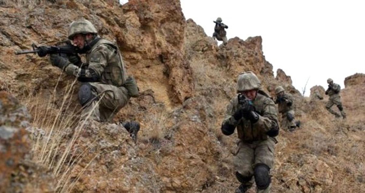 Tunceli'de Güvenlik Güçleri ile PKK'lı Teröristler Arasında Çatışma Çıktı