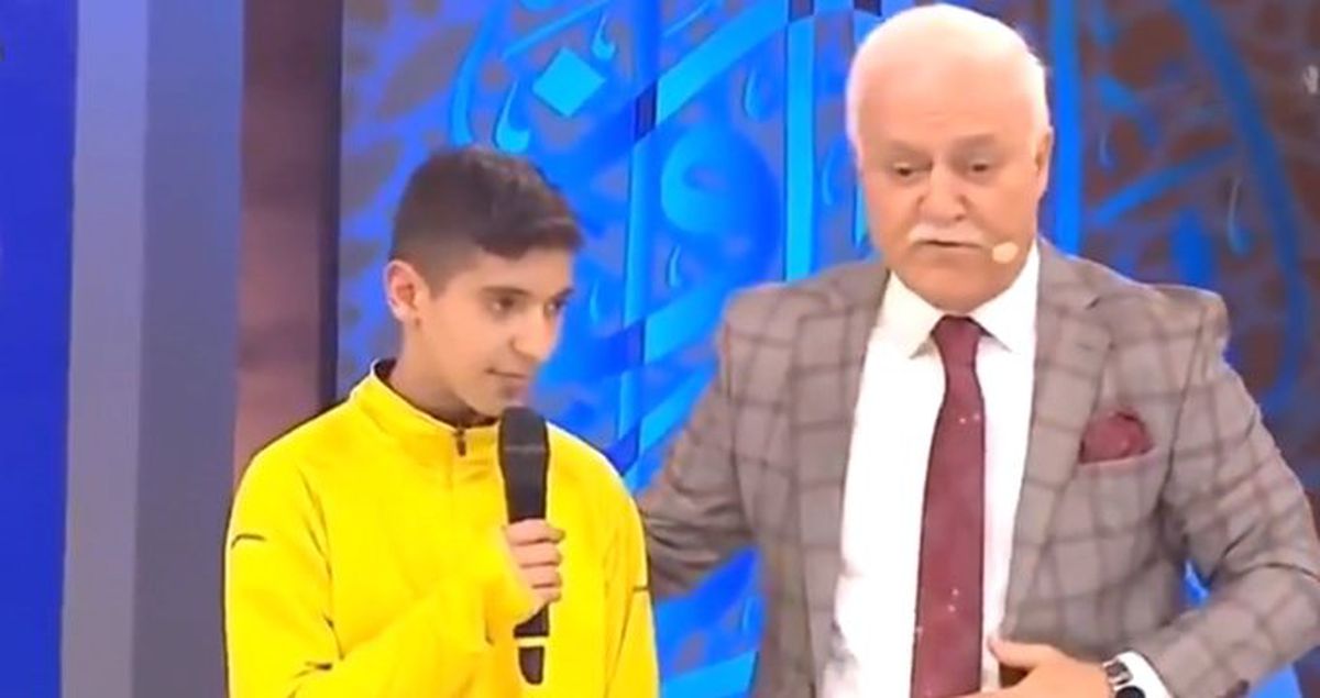 13 Yaşındaki Çocuk, Canlı Yayında Müslüman Oldu
