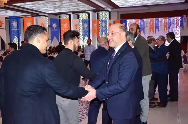 AK Parti'den İftar AK Parti'den İftar