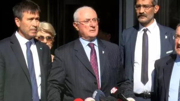 Aksakal: İstanbul Adayımız, Adaylıktan Çekilmiştir Aksakal: İstanbul Adayımız, Adaylıktan Çekilmiştir