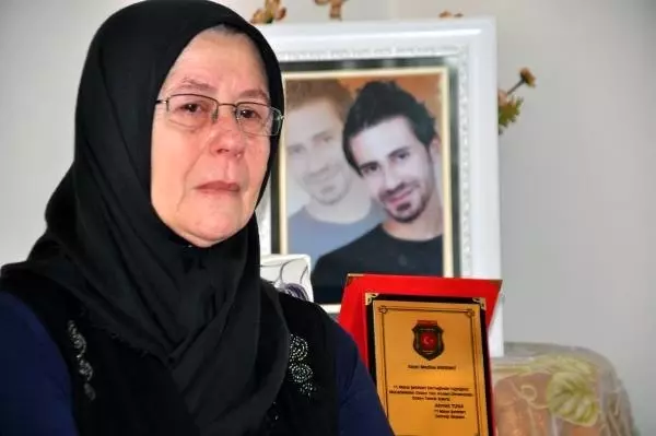 Artık Anneler Gününü Kutlamıyorum
