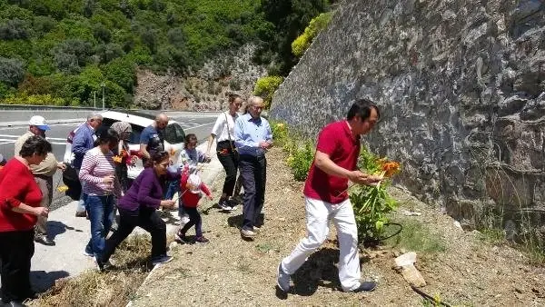 Marmaris Yolundaki Kazada Ölenler, Anneler Günü'nde Unutulmadı Marmaris Yolundaki Kazada Ölenler, Anneler Günü'nde Unutulmadı