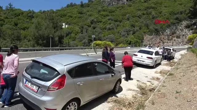 Muğla O Kazada Ölenler, Anneler Günü'nde Unutulmadı Muğla O Kazada Ölenler, Anneler Günü'nde Unutulmadı