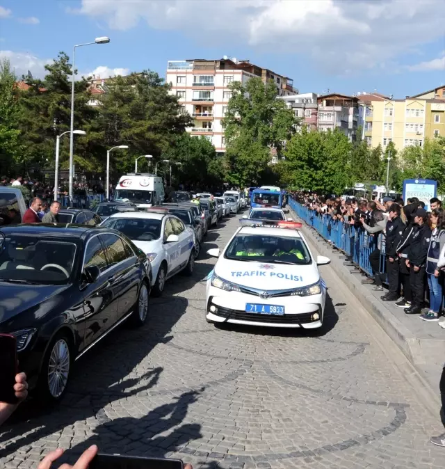 Şehit Altunkaş Son Yolculuğuna Uğurlandı Şehit Altunkaş Son Yolculuğuna Uğurlandı