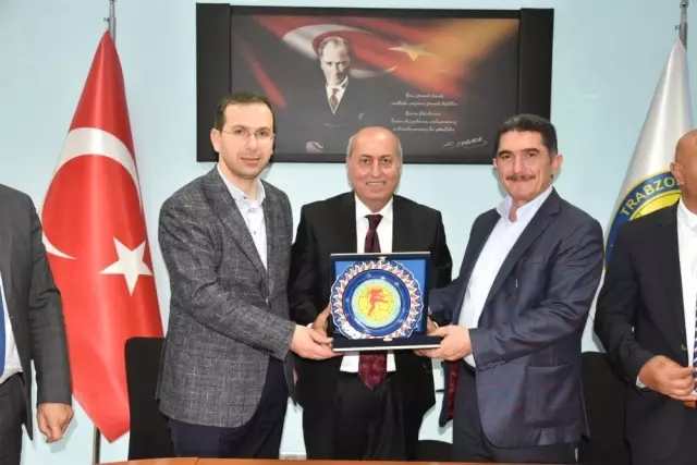 Ağrı Heyetinden Trabzon Askf'ye Ziyaret Ağrı Heyetinden Trabzon Askf'ye Ziyaret