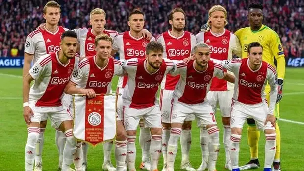 Ajaxlı Yıldızın Şaşırtan Maaşı Ajaxlı Yıldızın Şaşırtan Maaşı