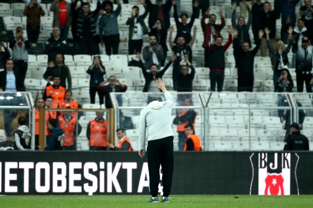 Sergen Yalçın'dan Beşiktaş Taraftarına Bildiri: Bir Gün Kavuşacağız
