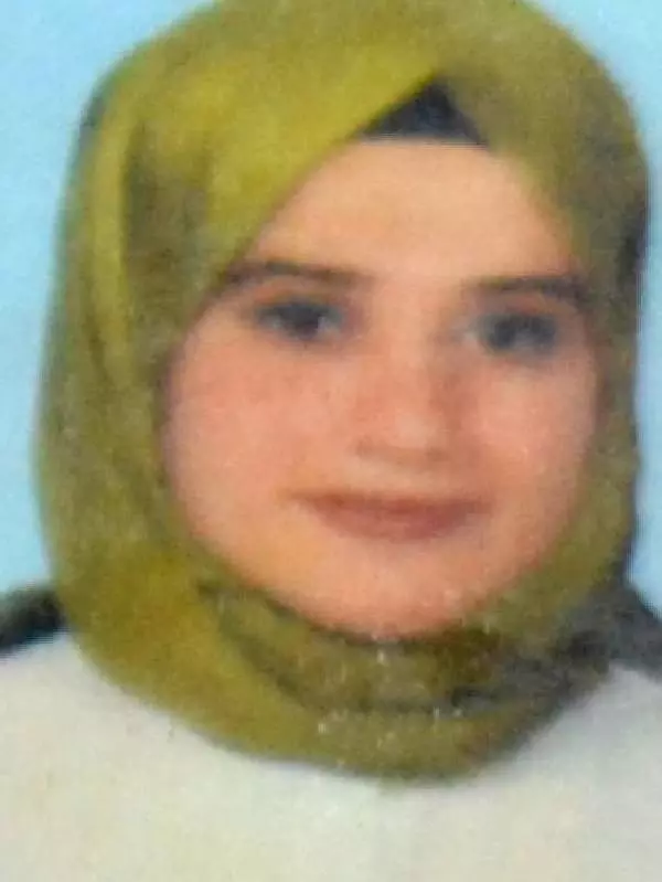 Üniversiteli Sevgi, Yolun Karşısına Geçemedi Üniversiteli Sevgi, Yolun Karşısına Geçemedi