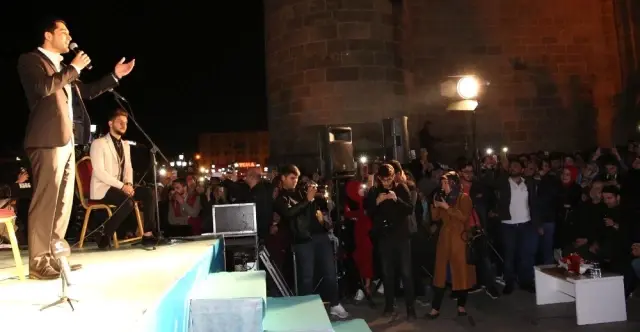 Erzurum'da Hatipoğlu Coşkusu Erzurum'da Hatipoğlu Coşkusu