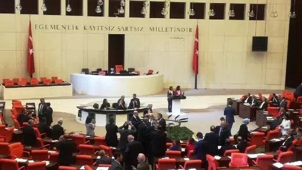 Meclis'te Hdp'nin Önerisi Kabul Edilmedi, Tartışma Çıktı