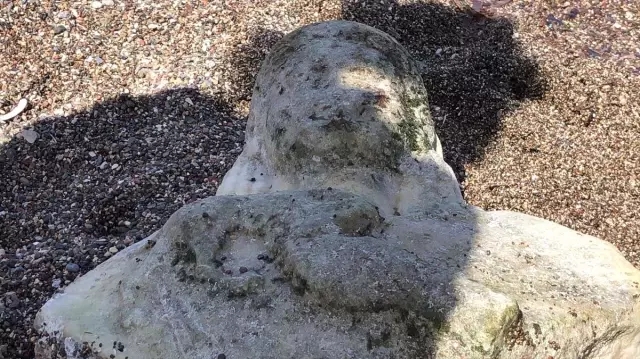 Muğla'da Denizde Kadın Heykeli Bulundu Muğla'da Denizde Kadın Heykeli Bulundu