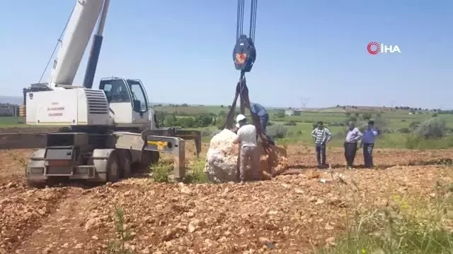 Roma Dönemi'ne Ait 8 Tonluk Tarihi Eserde Ayrılığı Simgeleyen Kabartma Bulundu