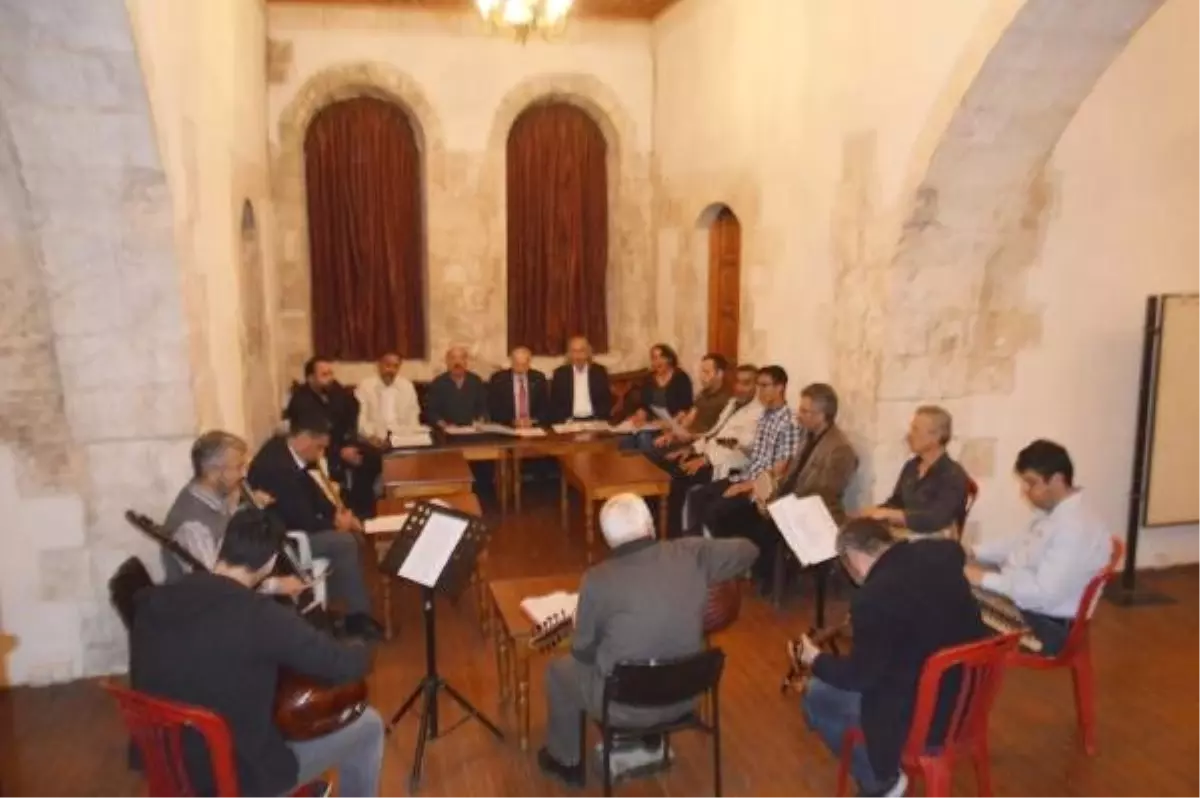 25 Yıldır Sanat Müziğini Yaşatmaya Çalışıyorlar