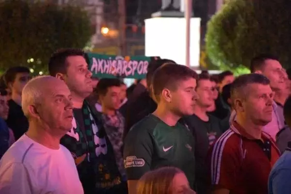 Akhisar'da Final Heyecanı Akhisar'da Final Heyecanı