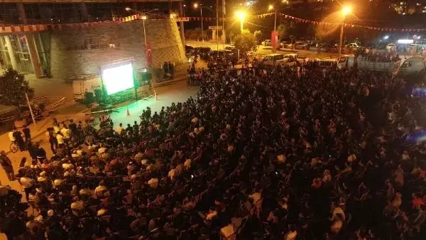 Akhisar'da Final Heyecanı Akhisar'da Final Heyecanı