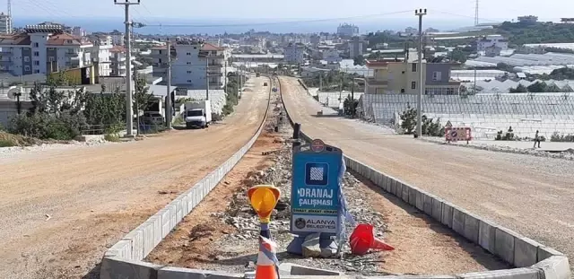 Alanya Belediyesi'nden Yol Çalışmaları Alanya Belediyesi'nden Yol Çalışmaları
