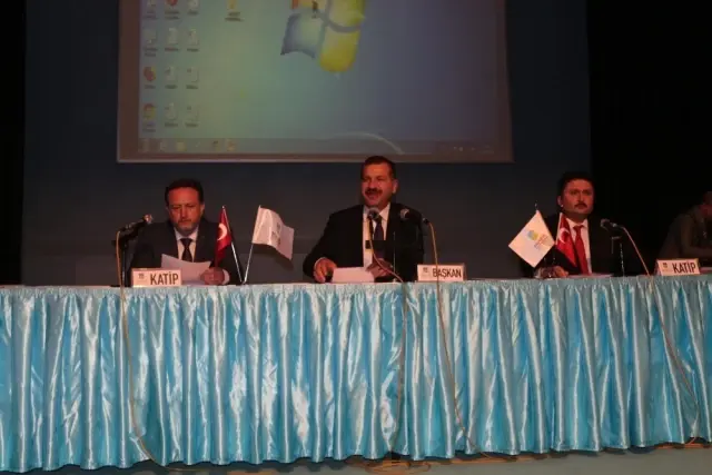 Balıkesirli Belediye Başkan ve Meclis Üyelerinden Tartışmalı Seçim Balıkesirli Belediye Başkan ve Meclis Üyelerinden Tartışmalı Seçim