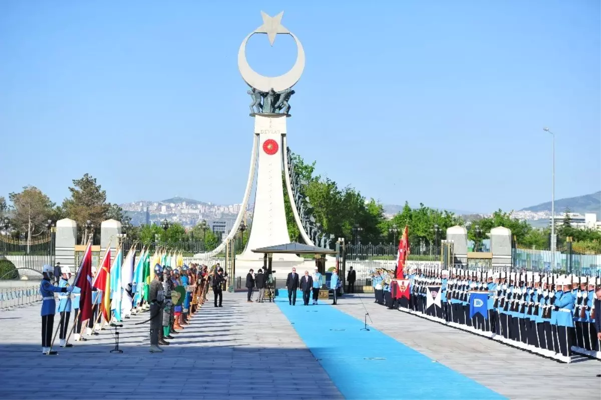 Cumhurbaşkanı Erdoğan, Irak Başbakanı Abdulmehdi'yi Resmi Tören ile Karşıladı