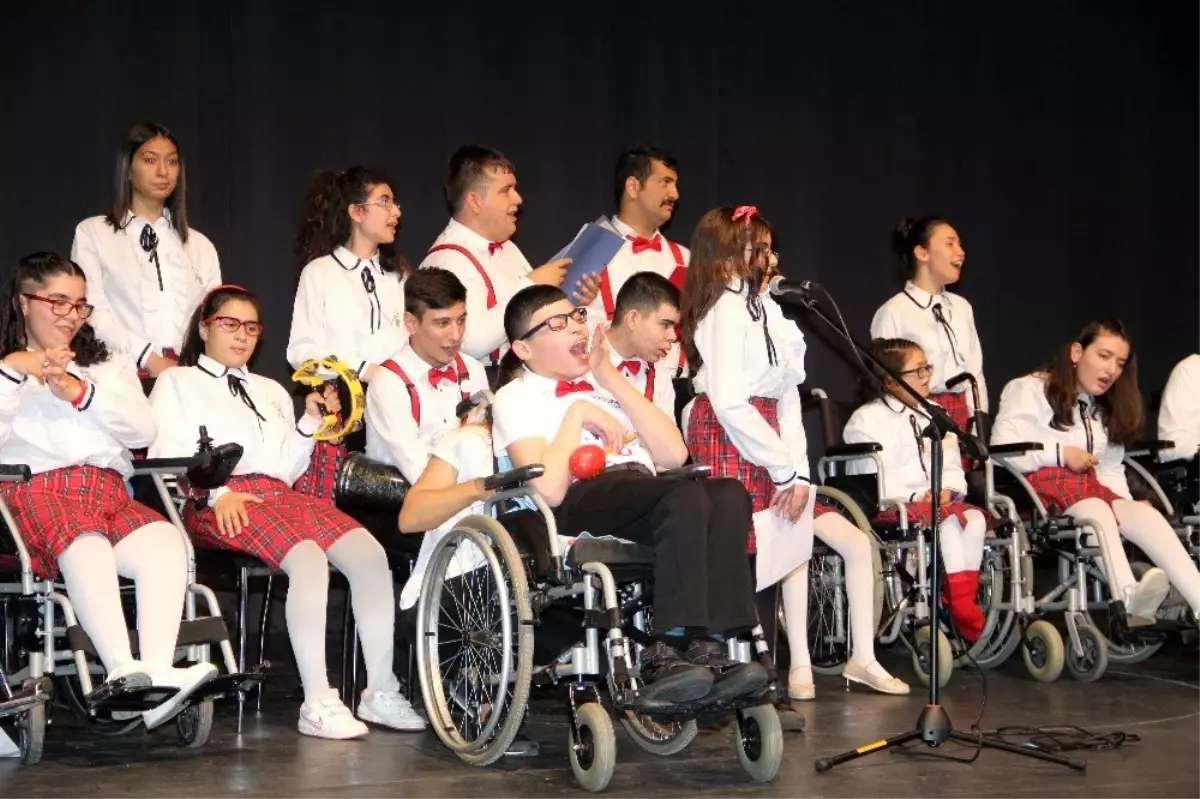 Engelsiz Çankaya İçin El Ele