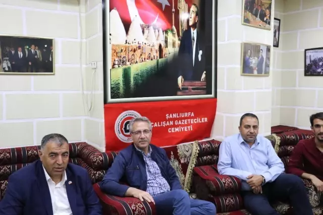 Hrü Rektör Yard. Oymak'tan Şuçgad'a Ziyaret Hrü Rektör Yard. Oymak'tan Şuçgad'a Ziyaret