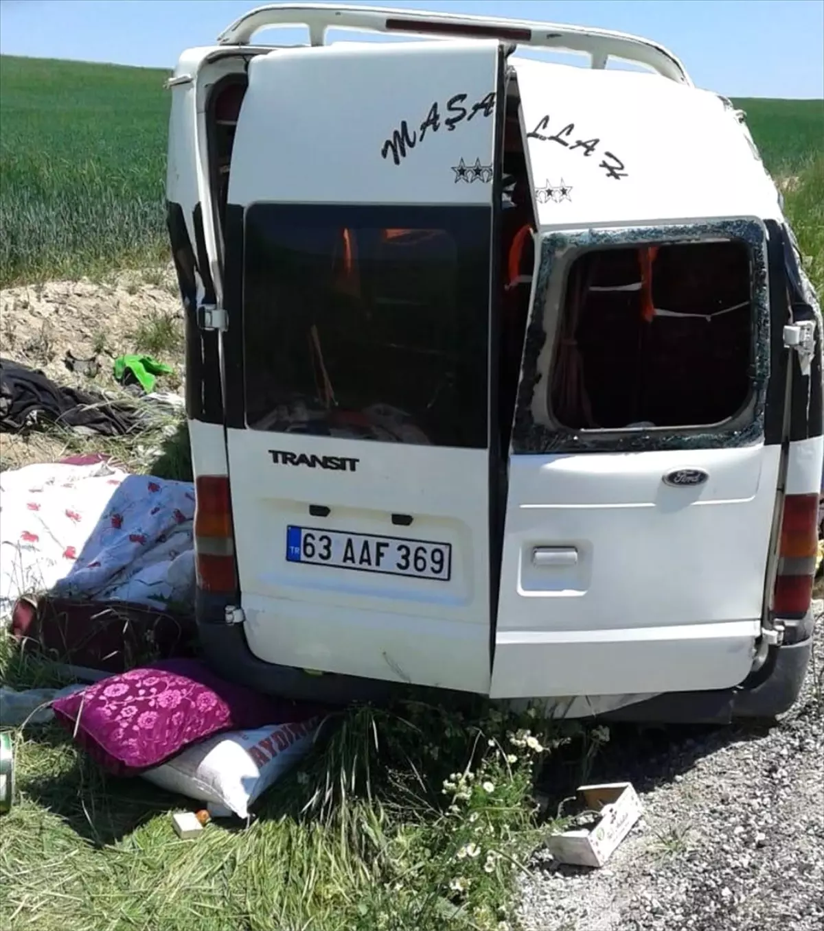 Konya'da Tarım İşçilerini Taşıyan Minibüs Devrildi: 1 Ölü, 7 Yaralı