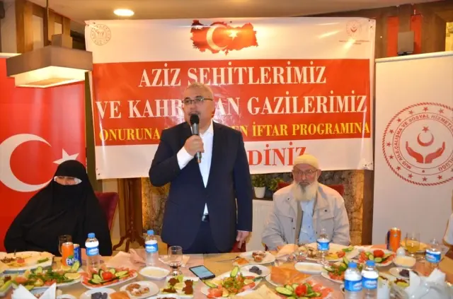 Muş'ta Şehit Aileleri ve Gazilere İftar Verildi
