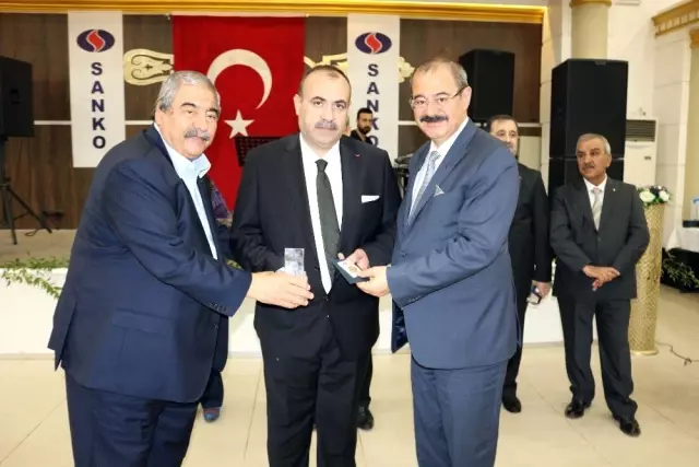 Sanko Holding Adıyaman Çalışanları İftarda Buluştu Sanko Holding Adıyaman Çalışanları İftarda Buluştu