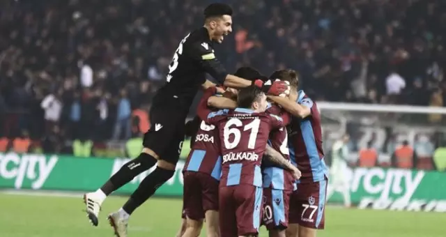 Trabzonsporlu Uğurcan Çakır’ın Menajeri, Liverpool ile Görüştüğünü Açıkladı