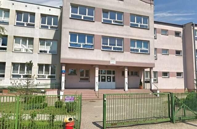 16 Yaşındaki Türk Çocuğu Okulda Bıçaklanarak Öldürüldü