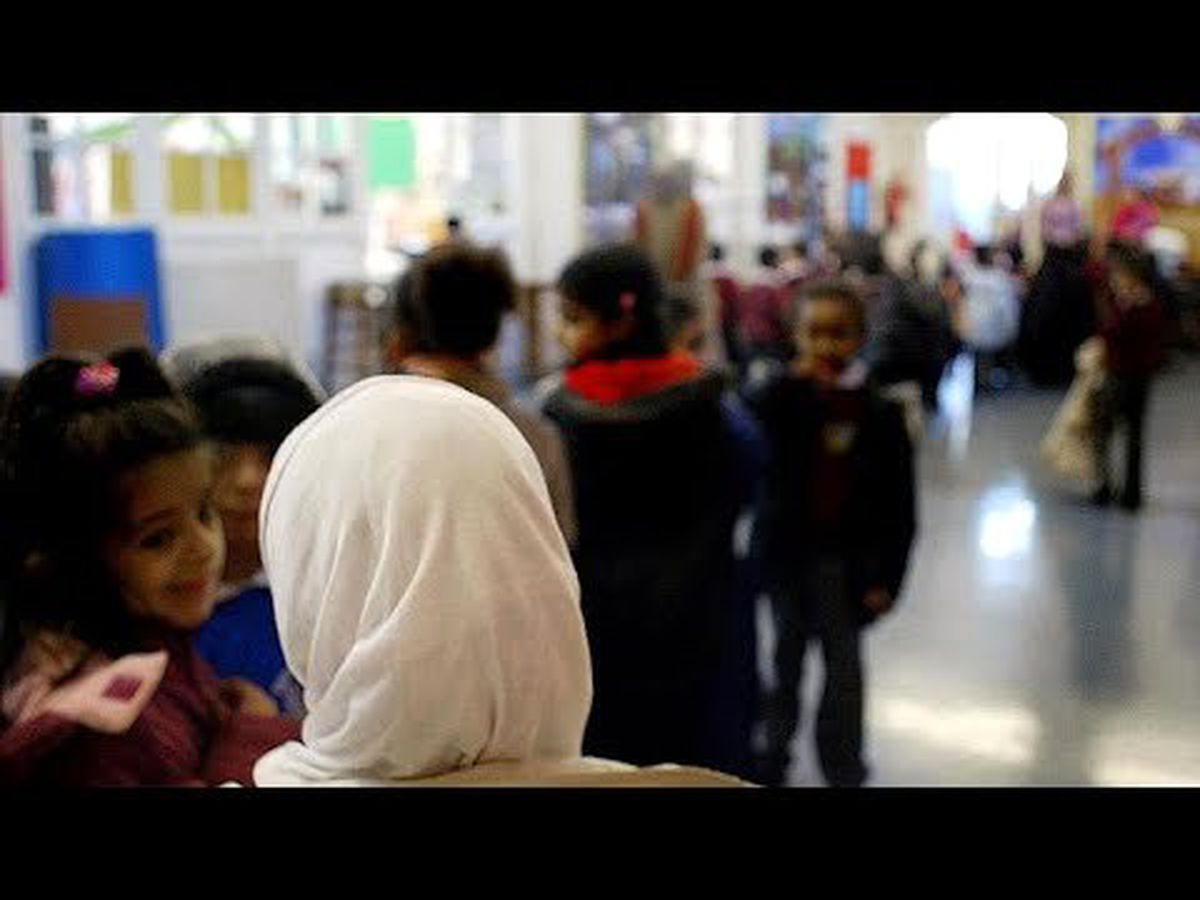 Avusturya'da İlkokullarda Başörtüsü Yasağı Mecliste Kabul Edildi