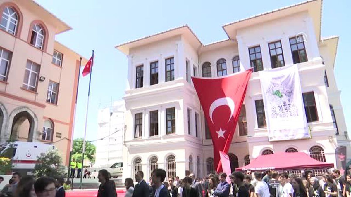 Bakan Kasapoğlu: 'Sporu, Yaşam Biçimi Haline Getirmemiz Lazım'